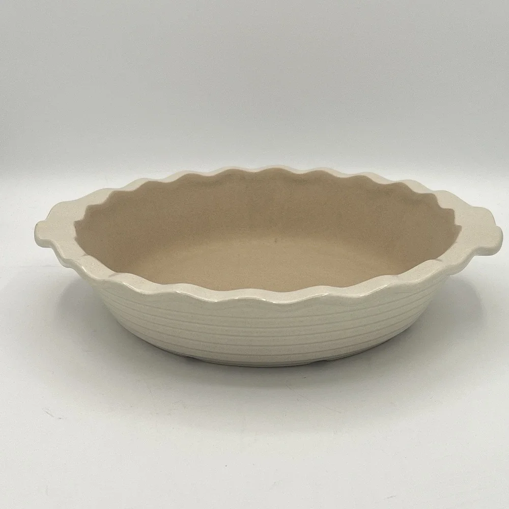 Pampered Chef Family Heritage Stoneware Scalloped Pie Plate 9